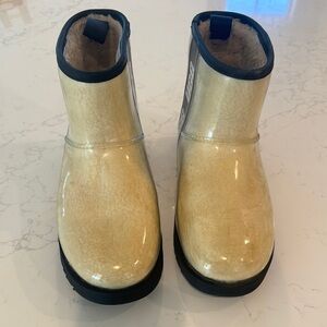 UGG Classic Clear Mini